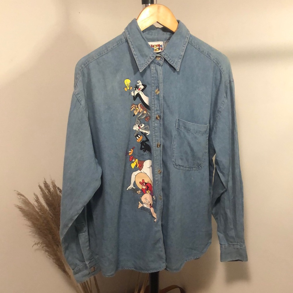 Looney Tunes Button Down